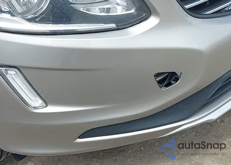 2015 Volvo Xc60 T6 Premier Plus из США, поврежденный, VIN YV4902RC5F2579433